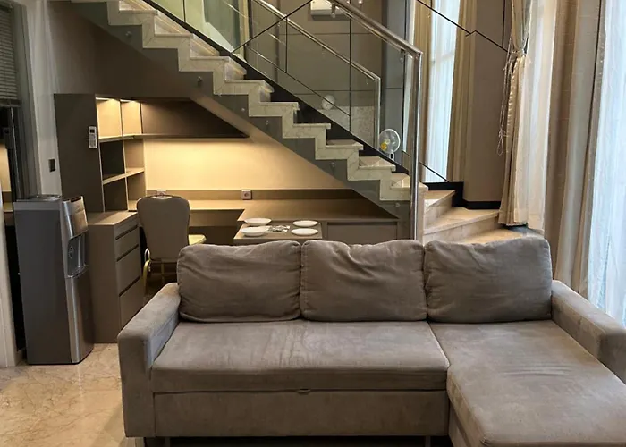 Art Deco Residence By Aa Apartement